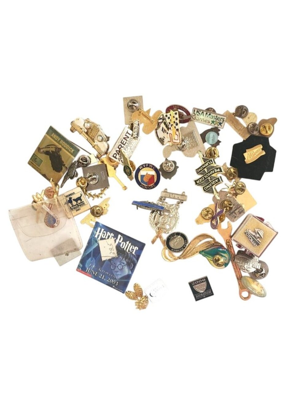 1 1/2 Lb Lot Of Vintage Pins & Pinbacks Mixed Themes Collectible Assorted Design